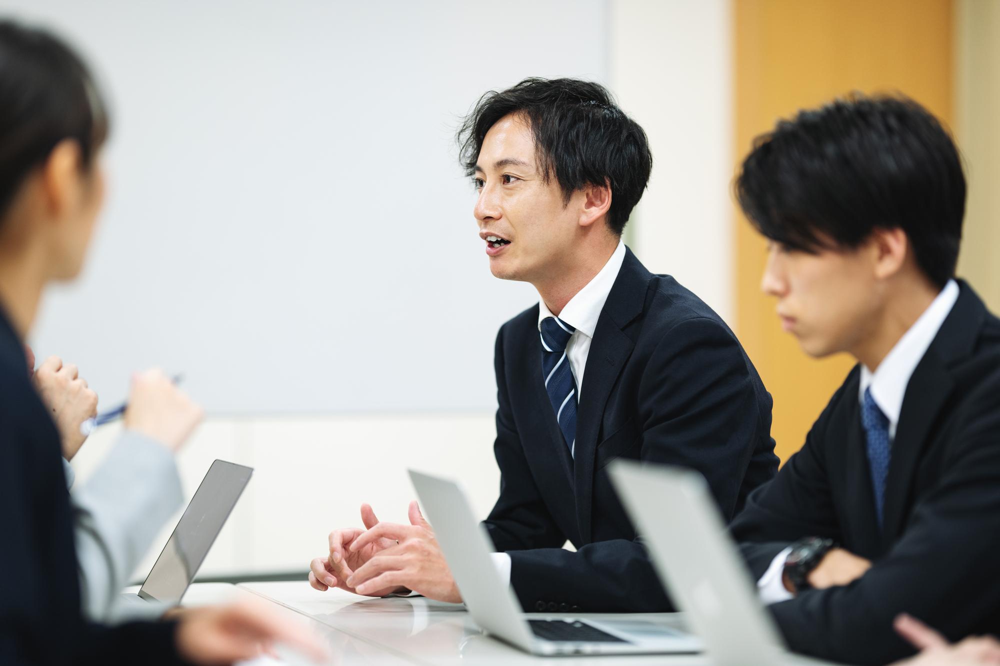人材派遣会社で営業・企画営業・ラウンダー